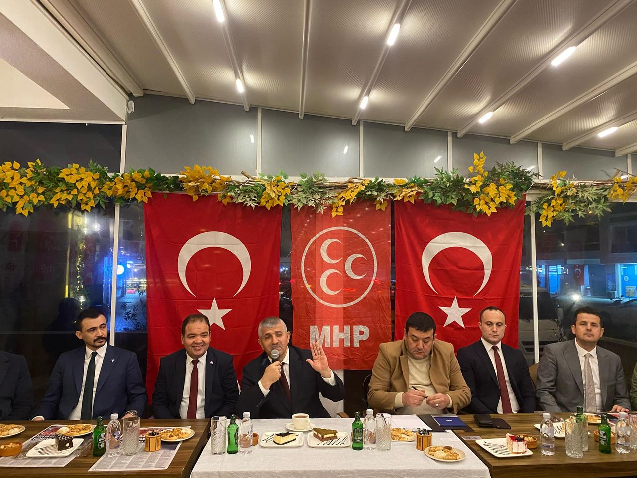 MHP İzmir İl Başkanlığı, Tire İlçesinde İstişare Toplantısı Düzenledi