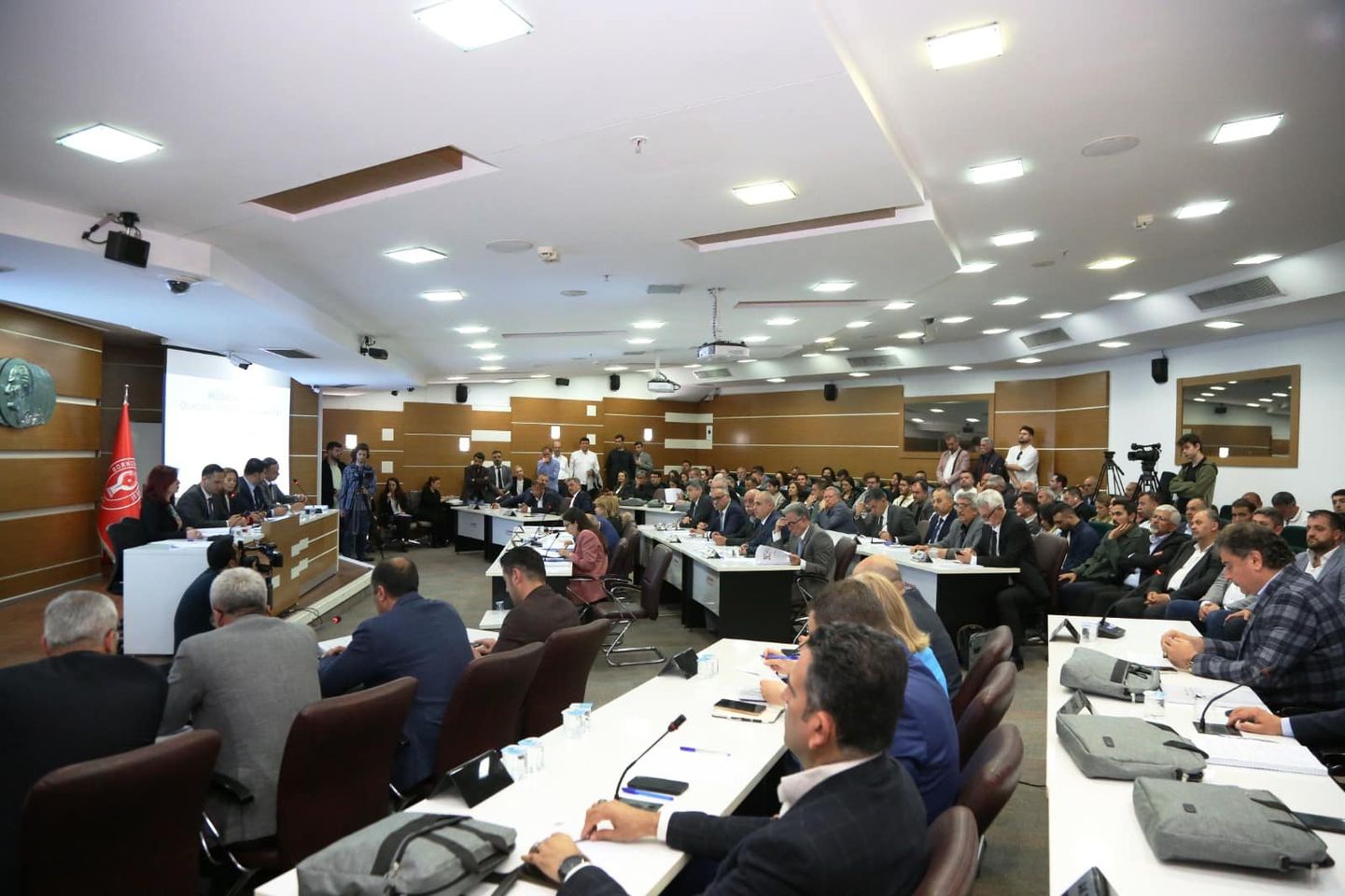 Bornova Belediye Meclisi, 2024-2029 dönemine başarıyla başladı