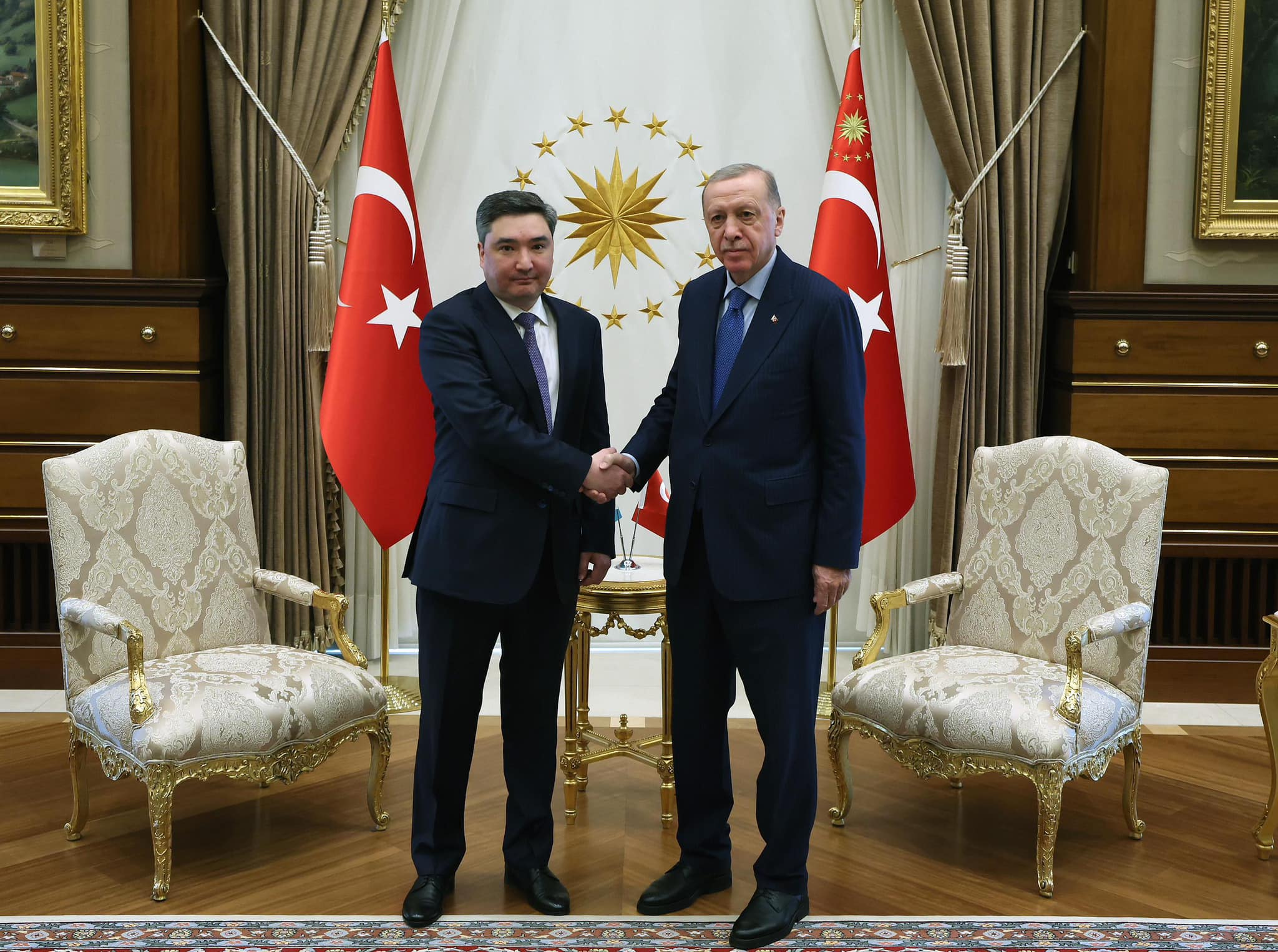 Cumhurbaşkanı Erdoğan, Kazakistan Başbakanı ile Görüştü