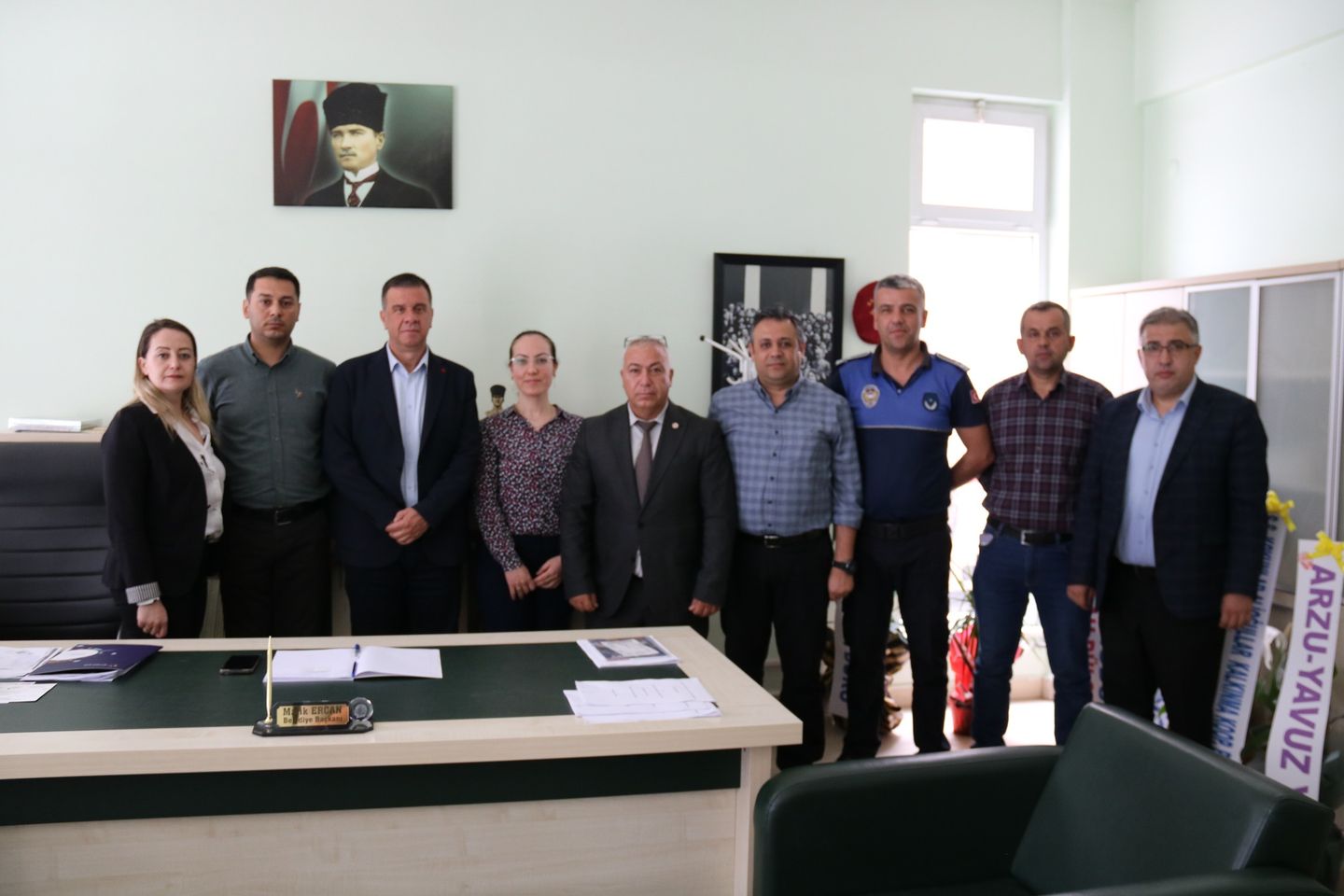 Yenipazar Belediye Başkanı Malik Ercan Ziyaretçileri Ağırladı