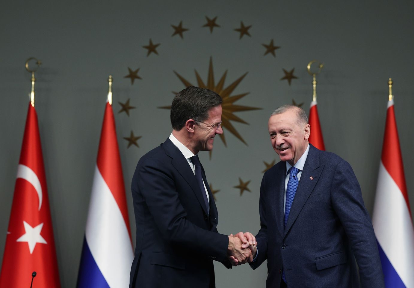 Cumhurbaşkanı Erdoğan ile Hollanda Başbakanı Rutte İkili İlişkileri Güçlendirme Toplantısı Gerçekleştirdi
