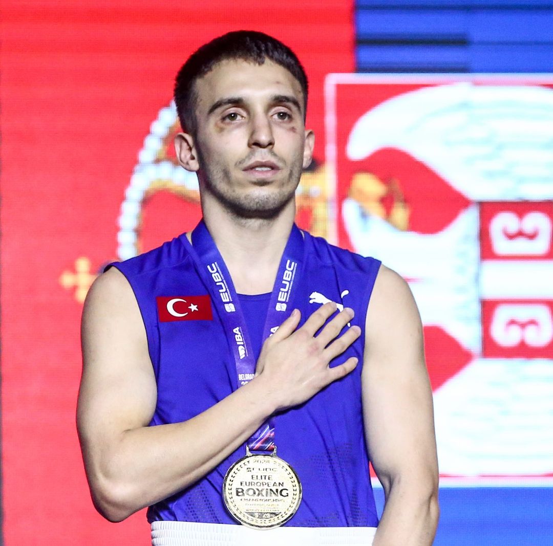 Samet Gümüş Avrupa Boks Şampiyonası'nda Altın Madalya Kazandı