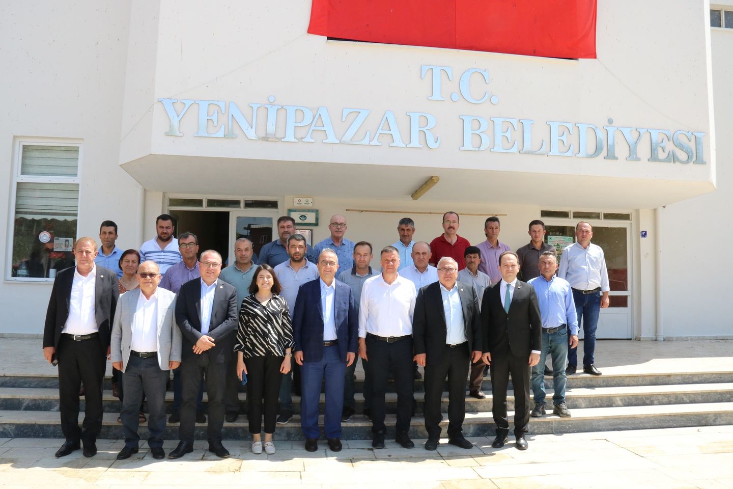 CHP Milletvekilleri Aydın'daki Başarılı Belediye Başkanını Ziyaret Etti