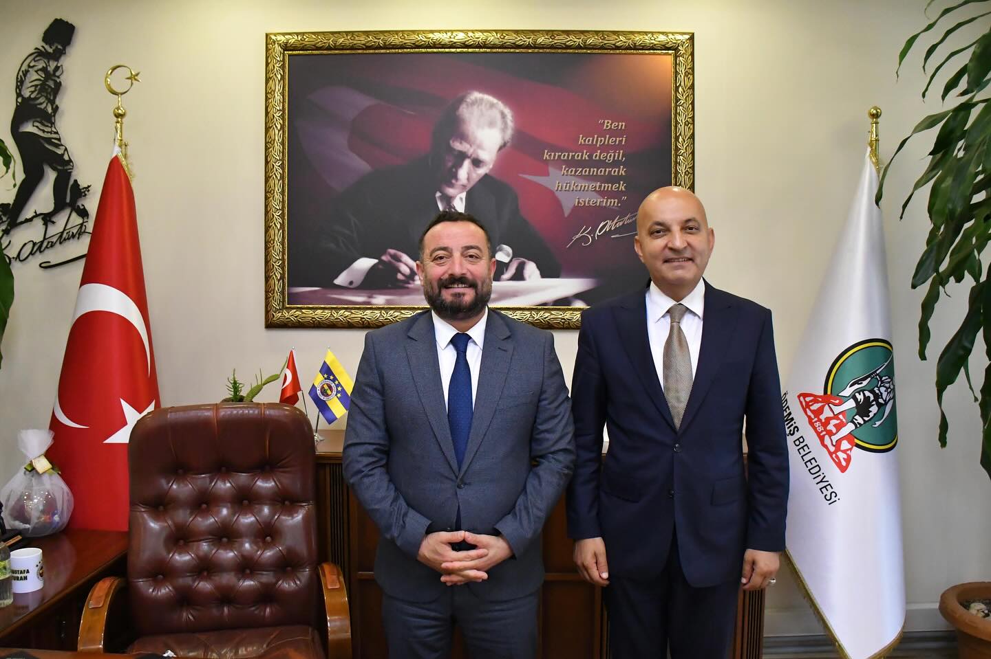 CHP İzmir Milletvekili Mahir Polat, Ödemiş'te Belediye Başkanı Mustafa Turan ile Görüştü