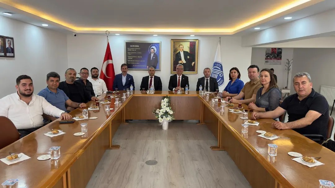 Aydın'da Adnan Menderes Üniversitesi ve Ticaret Odası İşbirliği Toplantısı