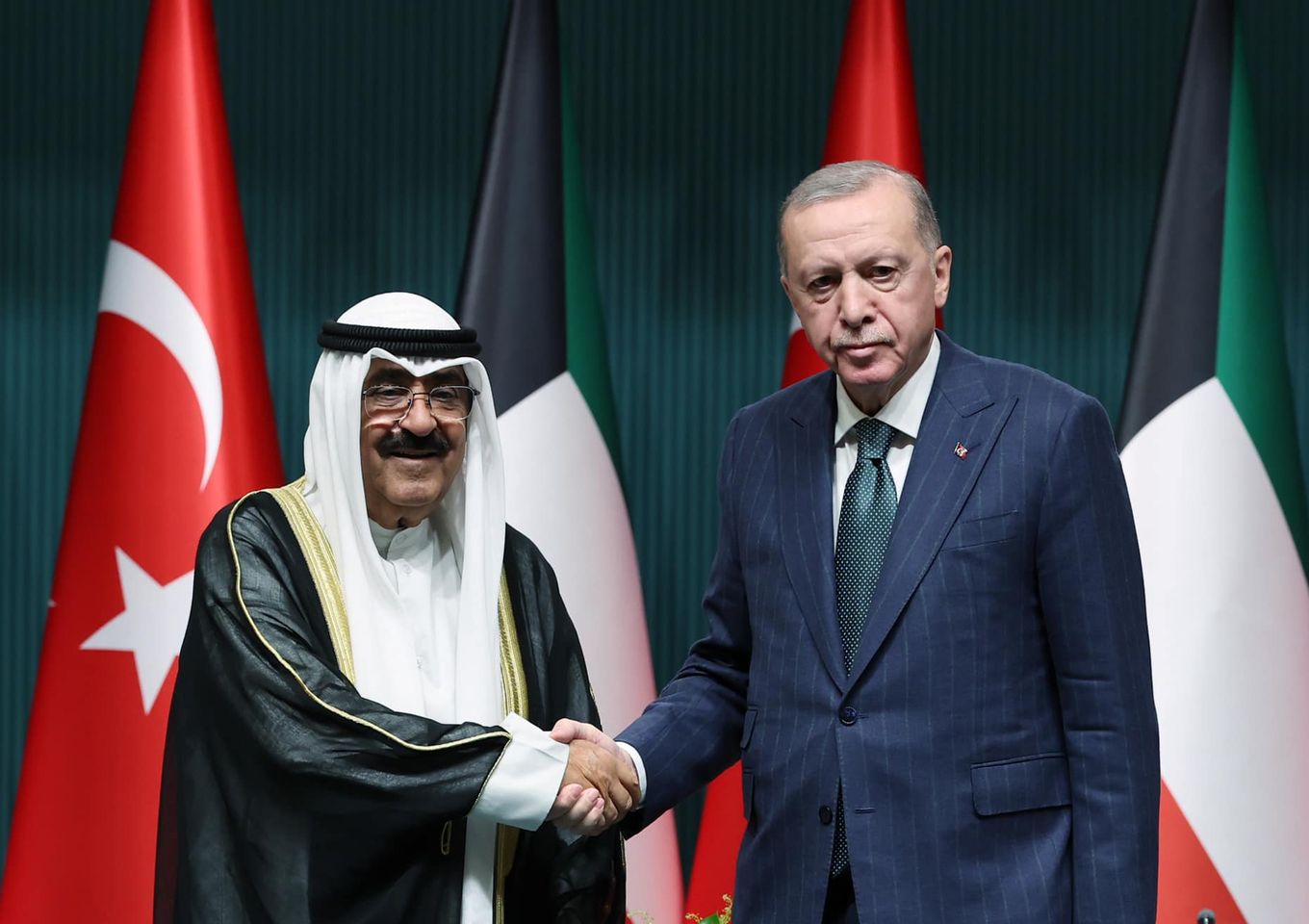 Cumhurbaşkanı Recep Tayyip Erdoğan Kuveyt'e Resmi Ziyaret Gerçekleştirdi