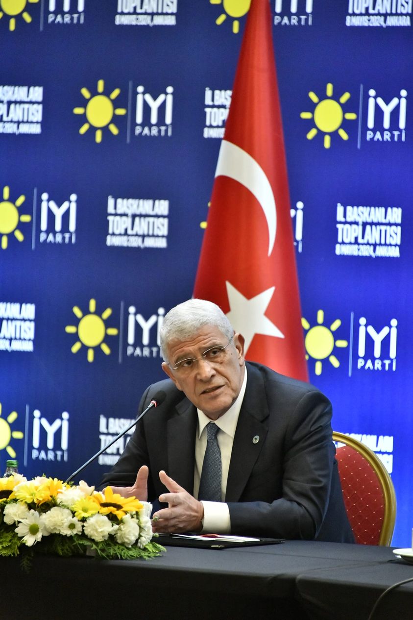 İYİ Parti Genel Başkanı Müsavat Dervişoğlu, Aydın İl Başkanlığı İle İlk İl Başkanları Toplantısını Gerçekleştirdi
