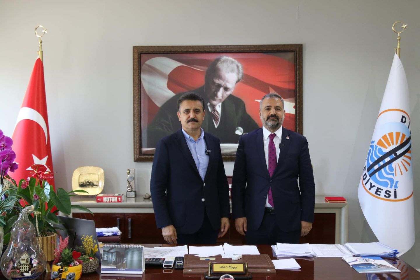 CHP İzmir İl Yönetimi'nden Dikili Belediye Başkanı Adil Kırgöz'e Ziyaret