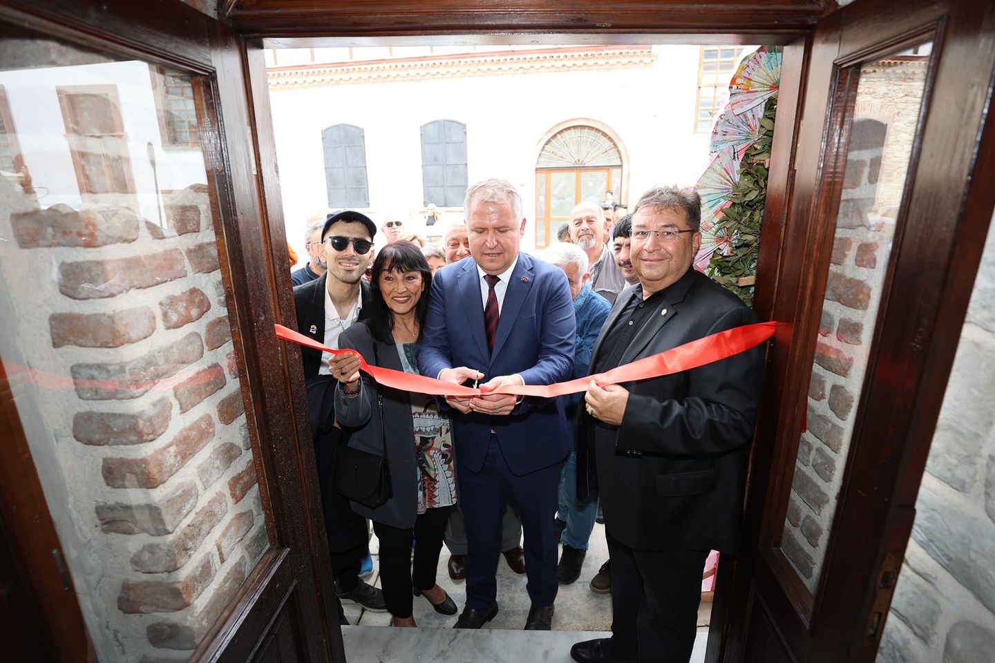 Urla Kent Konseyi Hizmet Binası Açıldı