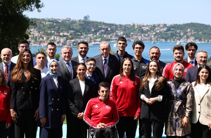  Cumhurbaşkanı Recep Tayyip Erdoğan Gençlerle Buluştu 