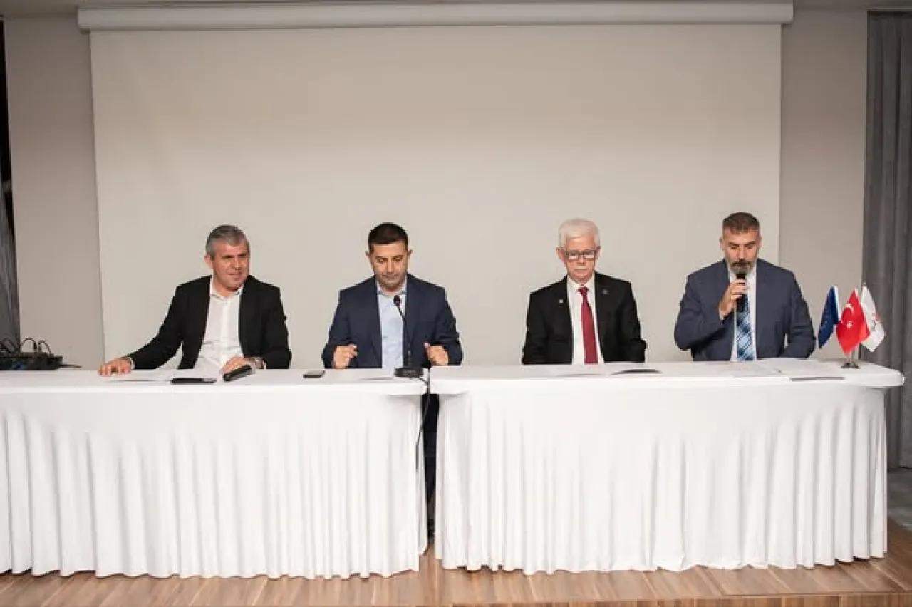 Bergama Belediyesi, Doğal Şehirler Birliği Meclis Toplantısı'na Katıldı