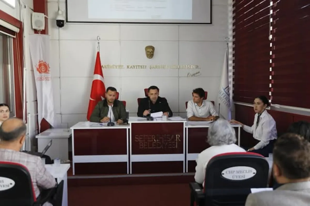 Seferihisar Kasım Ayı Meclis Toplantısı Başkanvekili Ürkmez Başkanlığında Gerçekleşti
