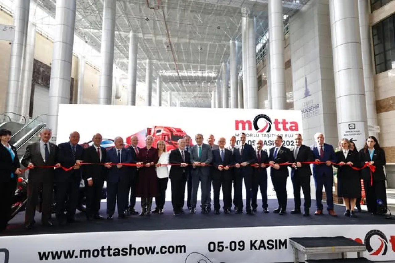 İzmir Ticaret Odası, Motta İzmir Motorlu Taşıtlar Fuarı'nın Açılışına Katıldı