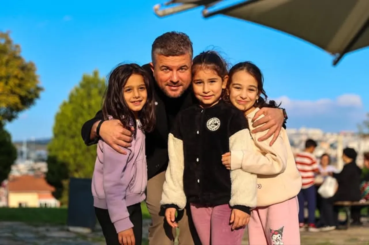 Buca'da Parklar Yenileniyor: Yörük Ali Efe ve Kamer Genç Parkları Yeni Görünümüne Kavuştu