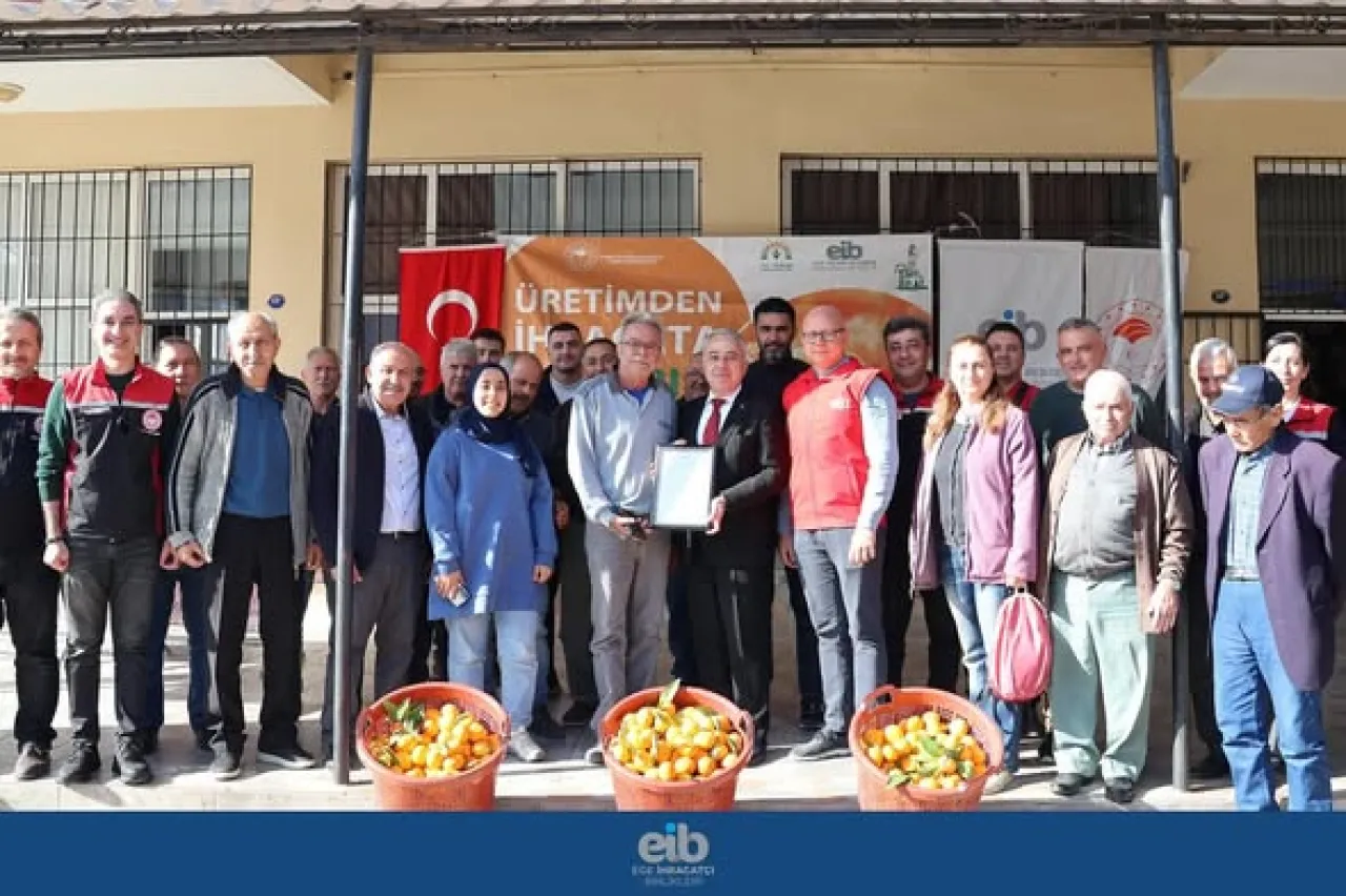 Menderes, Seferihisar ve Selçuk'ta Mandarin Üreticilerine İyi Tarım Uygulamaları Sertifikaları Verildi