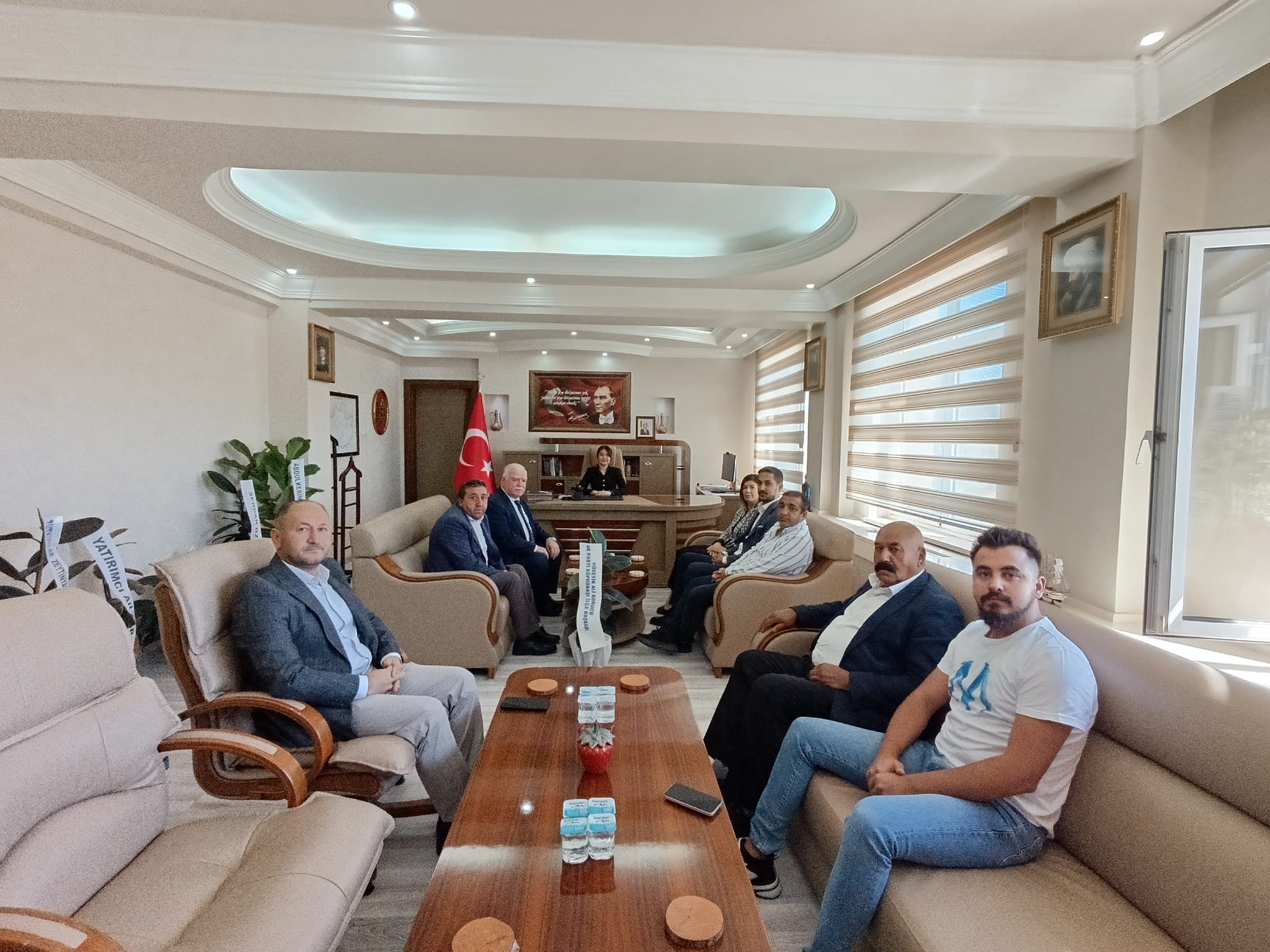 Ak Parti İlçe Başkanı ve Yönetimi Kaymakam ŞİMŞEK'i Ziyaret Etti