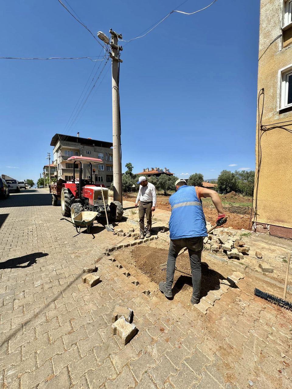 Karacasu Belediyesi Fen İşleri Müdürlüğü Ekipleri, Yaylalı Mahallesi'nde Altyapı Çalışmalarını Tamamladı