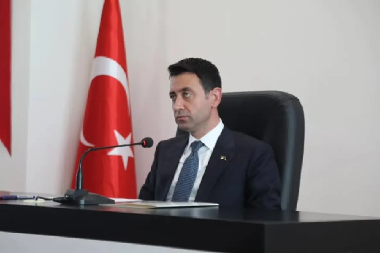 Bayraklı Belediyesi'nde Yeni Dönem Çalışmaları ve Gelecek Planları Masaya Yatırıldı