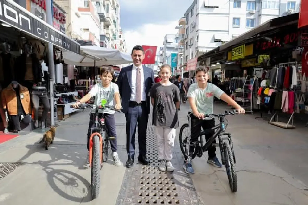 Bayraklı'da Sevgi Yolu ve Çevresinde Altyapı Çalışmaları Başlıyor